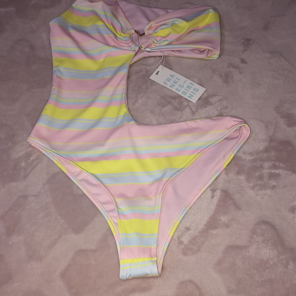 BRAND NEW Frankies Bikinis Seraphina Summer Stripe One Piece - Picture 3 of 6